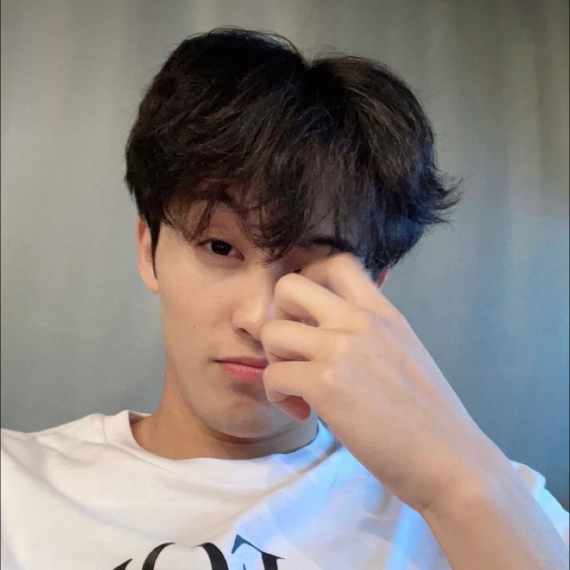 ALBUM RESONANCE ARRIVAL