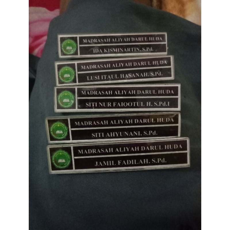 

name tag akrilik