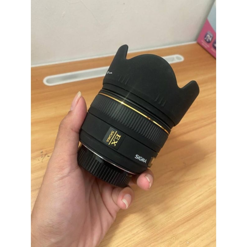 Lensa sigma EX 30 mm f1.4 DC Hsm for Nikon F / Canon Ef Termurah