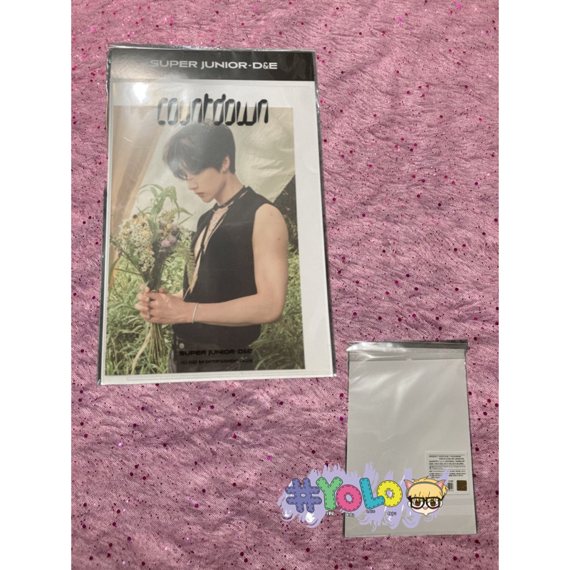 EUNHYUK POSTCARD + HOLOGRAM PC SET
