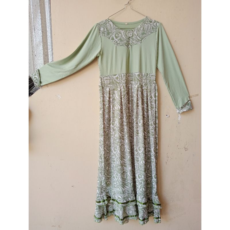 GAMIS SAGE GREEN MOTIF MUSLIMAH - DRESS - PRELOVED BY FIL