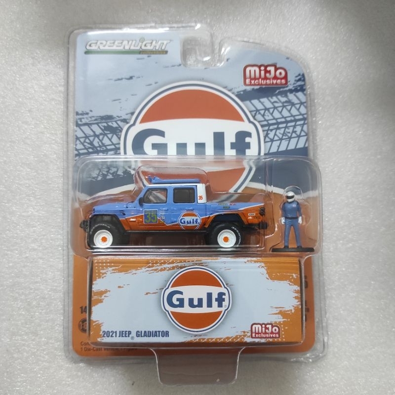 GREENLIGHT 2021 JEEP GLADIATOR GULF WITH RACECAR DRIVER FIGURE