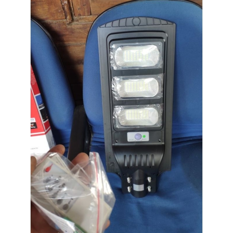LAMPU JALAN SOLAR SELL CELL 90w PJU TENAGA SURYA MATAHARI 90WATT WITH REMOTE