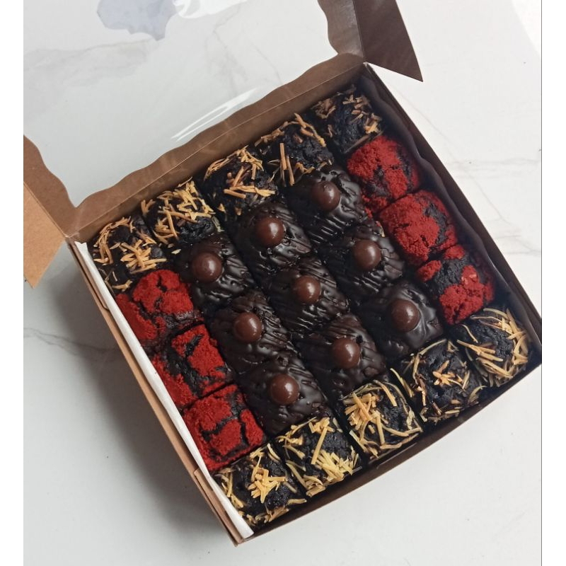 

brownies ukuran 20x20||brownies art by lena||brownies panggang||brownies sekat||brownies fudgy shiny