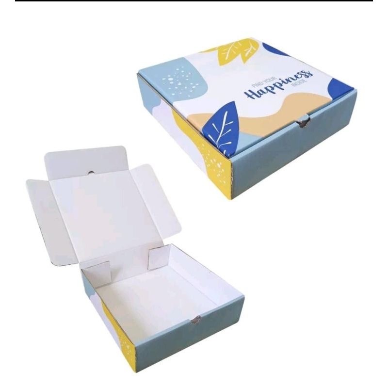 

Box 18x18x4,7 cm LD Kardus/Hampers/ Ulang Tahun / Anniversary