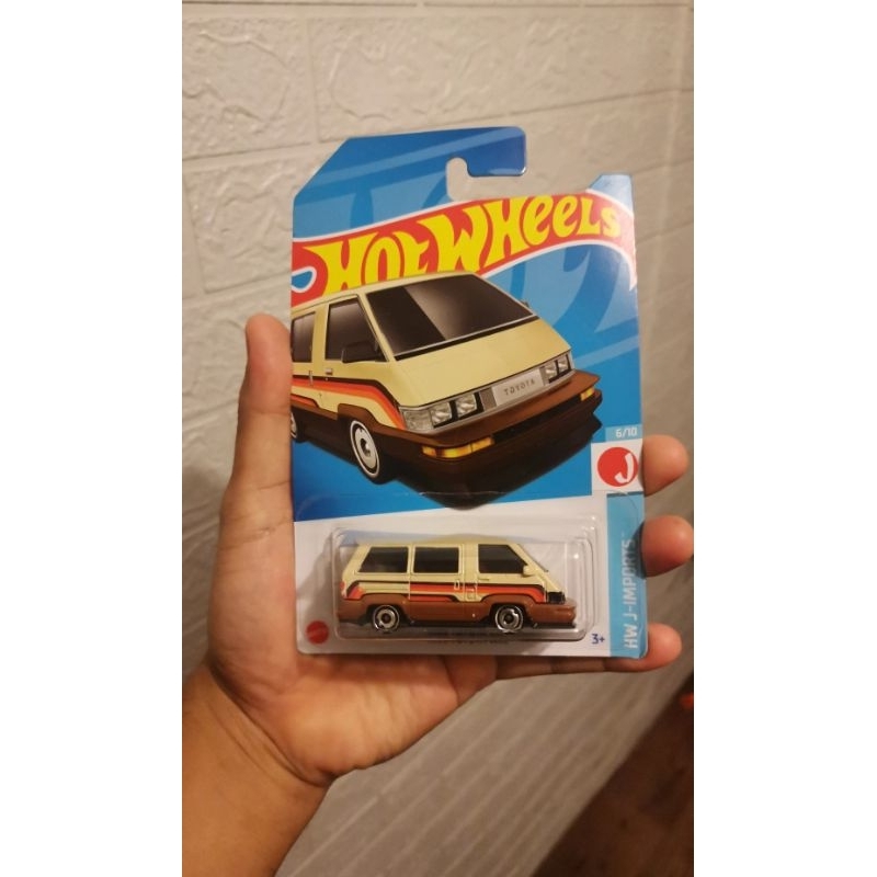 hotwheels toyota van