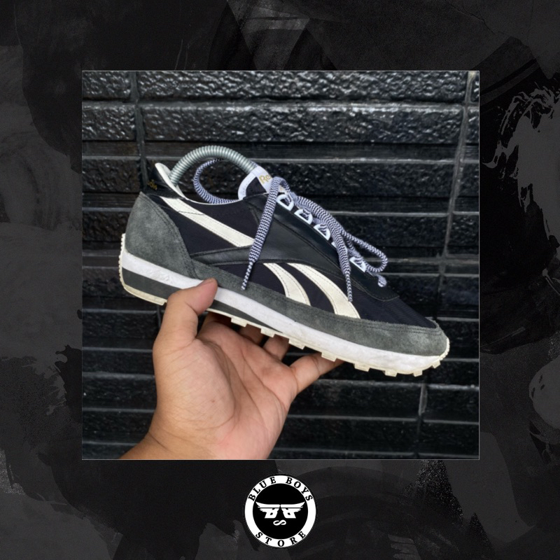 REEBOK AZTEC BLACK WHITE ORIGINAL