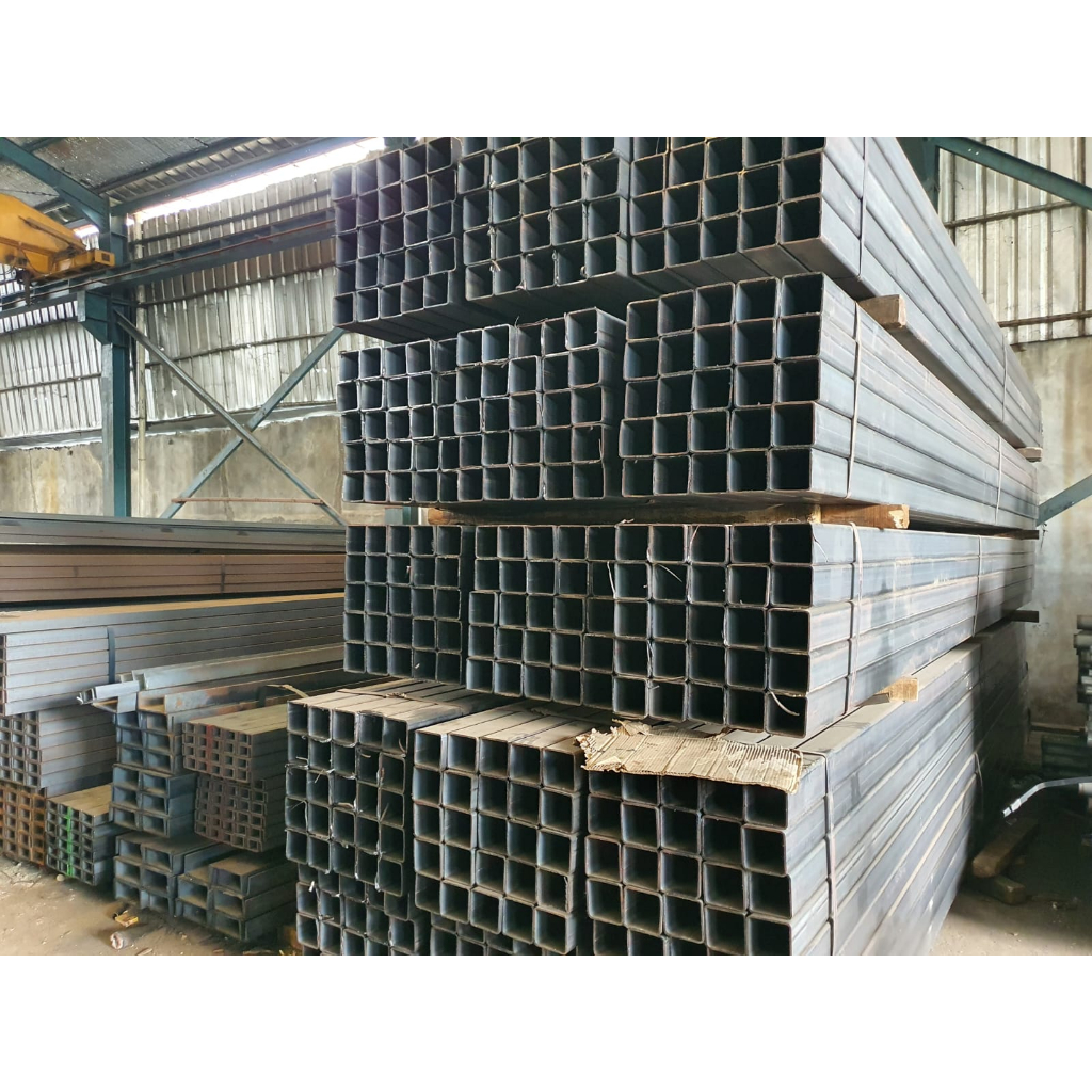 Besi Hollow 30 x 30 x 2 x 6 Meter