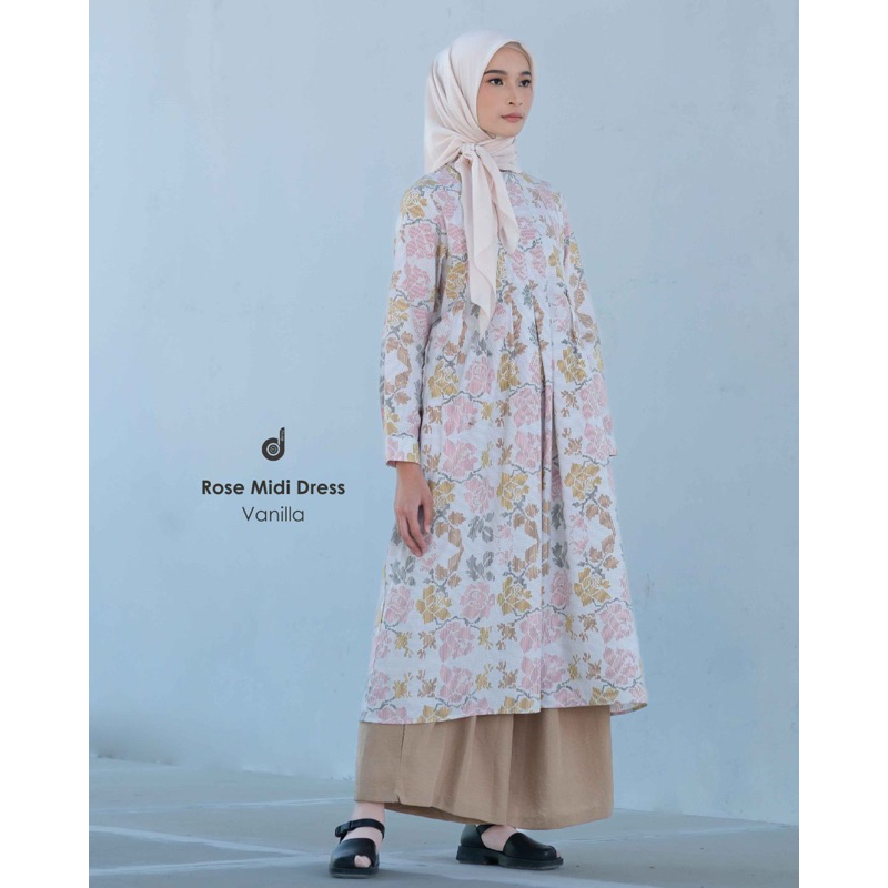 Dress Deenay - DeenayXSyagini Rose Midi Dress