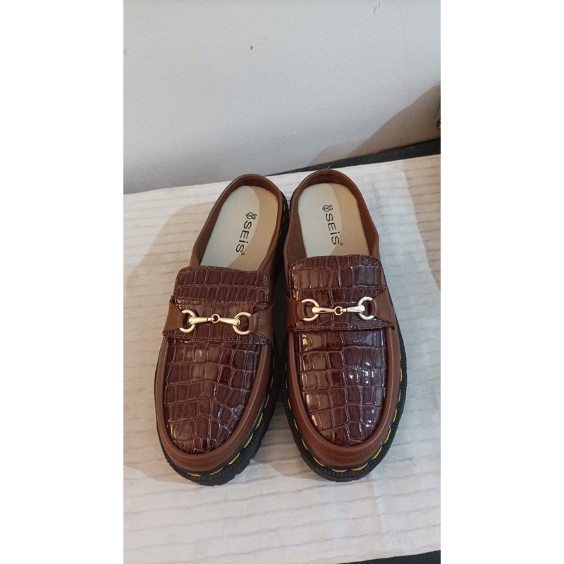 Sepatu Loafer seis #loafer #shoes #loafersepatu