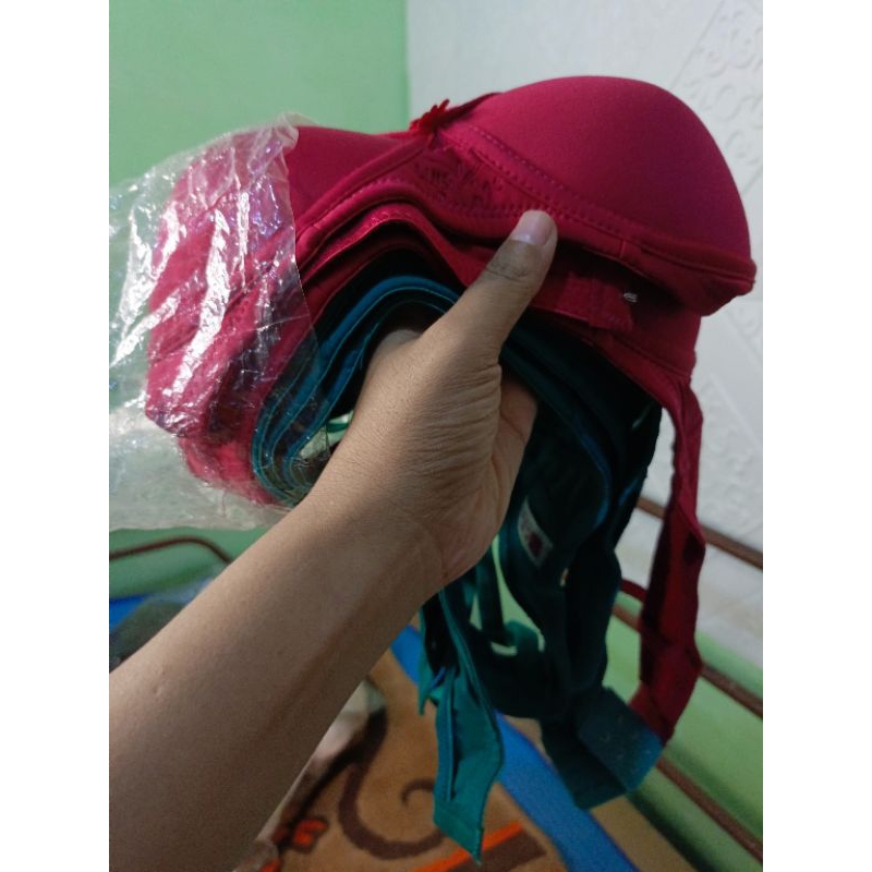 lingcao -bra cup kecil tanpa kawat /ngabisin stock