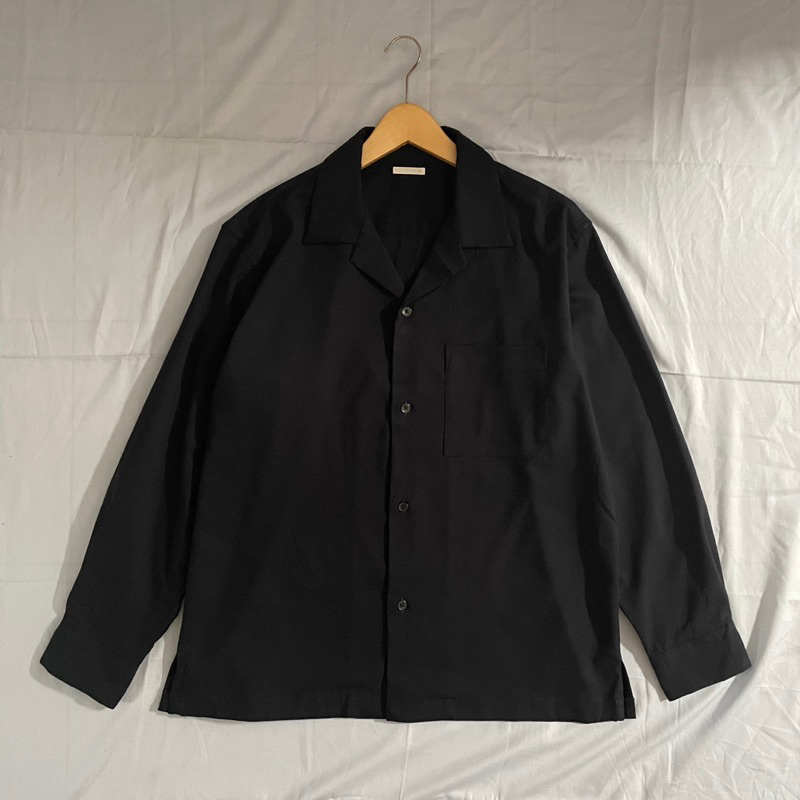 open collar GU XL hitam [75x60]