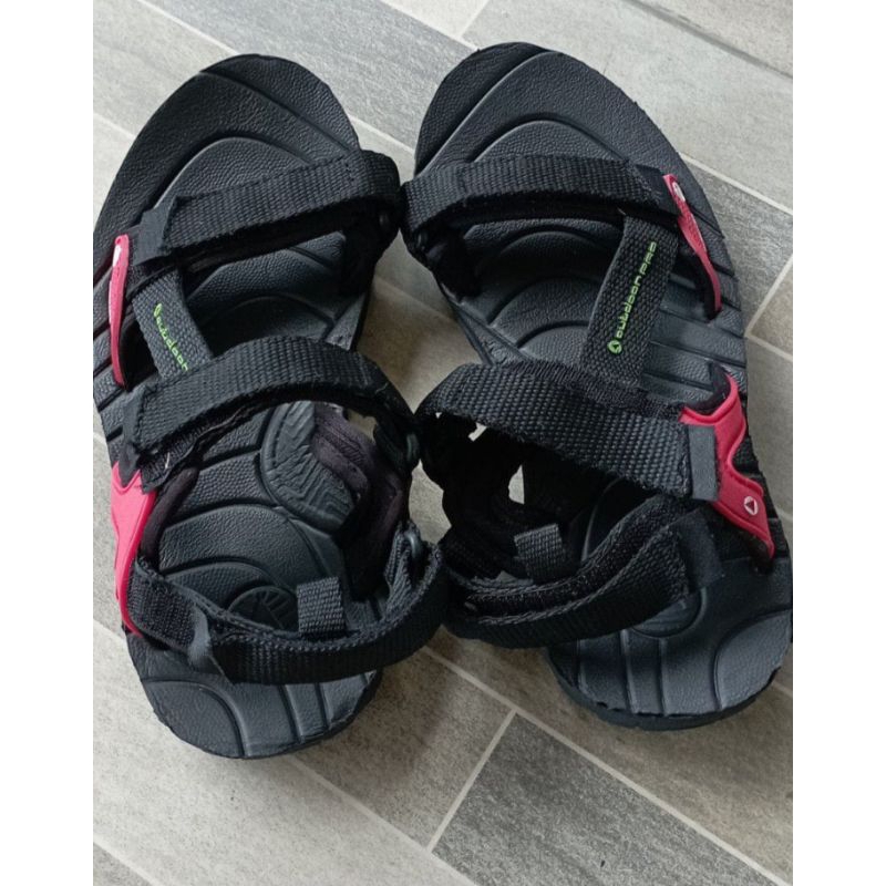 Sandal gunung REI ori