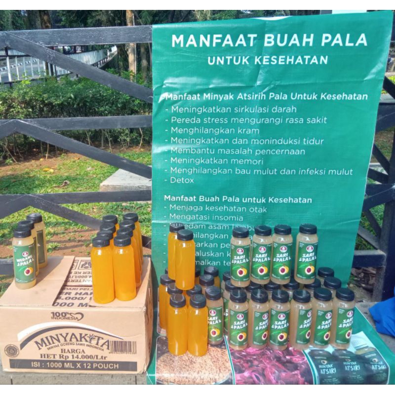 

Minuman sari pala dan wedang pala
