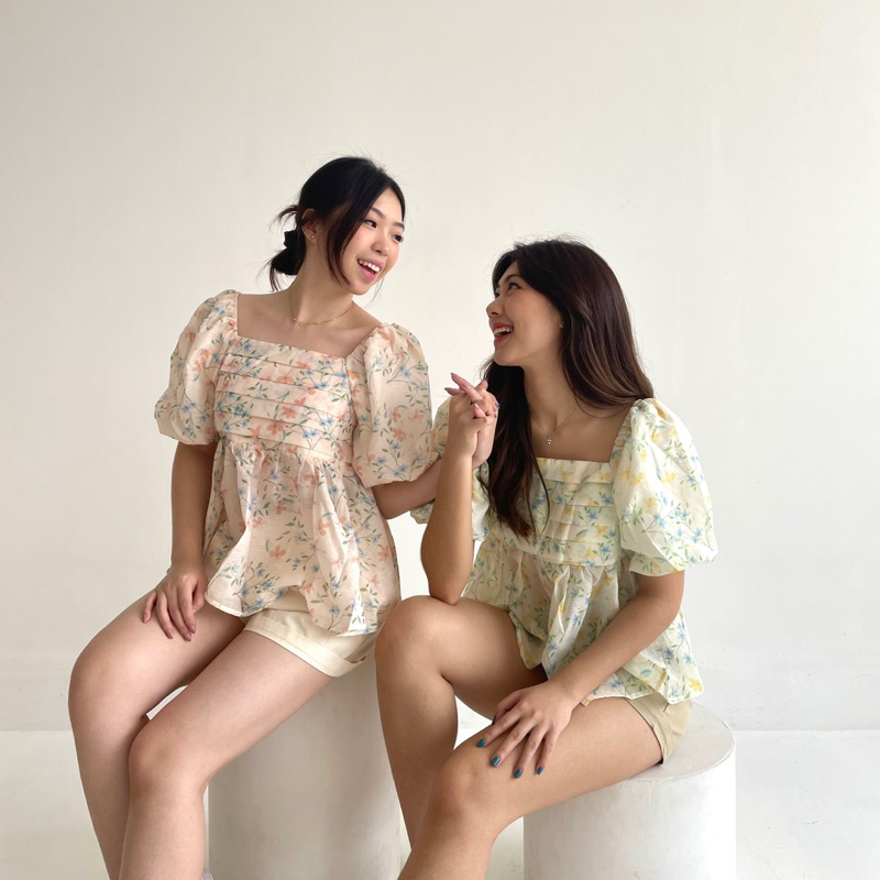 [VIVORIE THE LABEL] Yoona Top 유나 — Atasan Blouse Floral Korea Pastel Puffy Sleeve