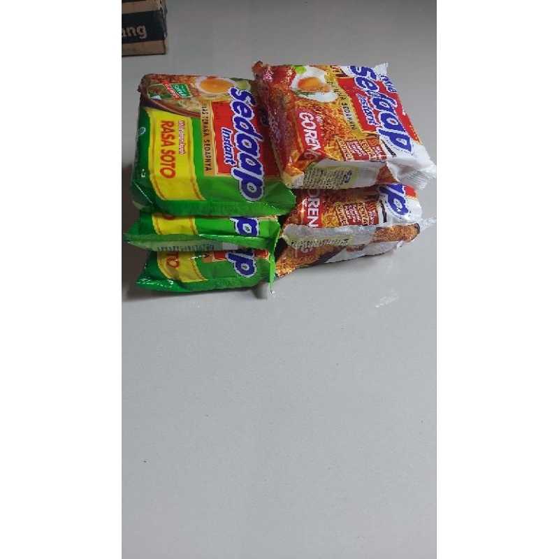 

Mie Sedaap Goreng dan kuah 6pcs