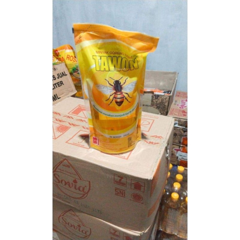 

Minyak Goreng Tawon 900ml