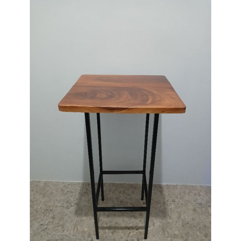 meja bar/meja cafe/meja coffee shop besi holo tinggi 100 cm (UK papan 50x50)