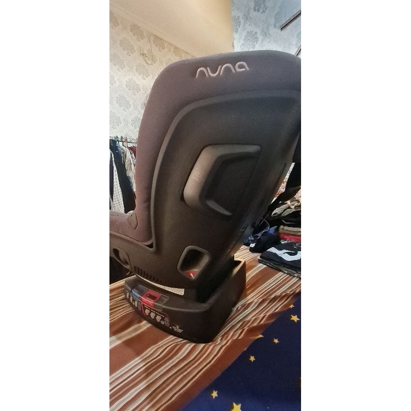 Preloved NUNA rava Carseat