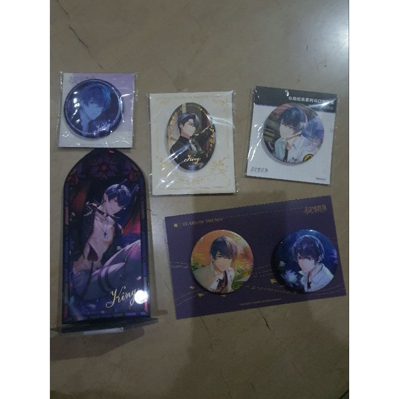 Tears of Themis Marius von Hagen badges & standee