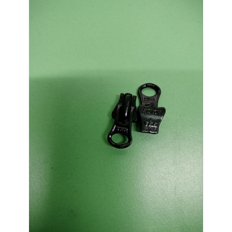 kepala resleting vislon gigi no3 hitam ykk