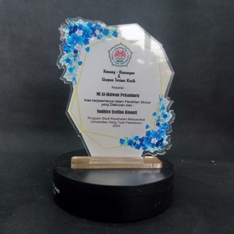 Plakat Bunga, Plakat Akrilik, Plakat Wisuda, Plakat Weding, Plakat Diamond, Plakat Kilat