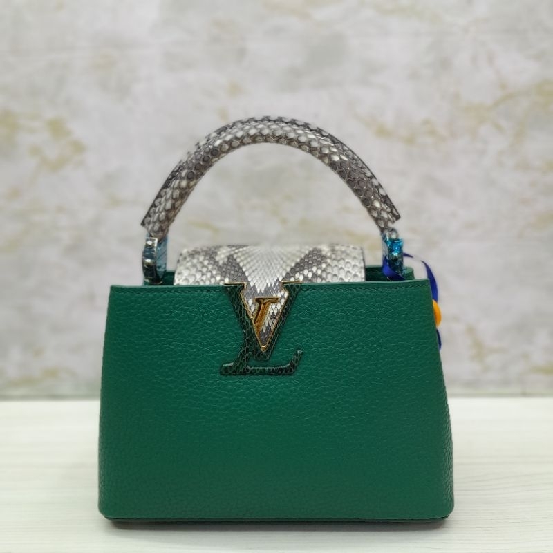 Tas wanita- Lv Capucines snake Mini