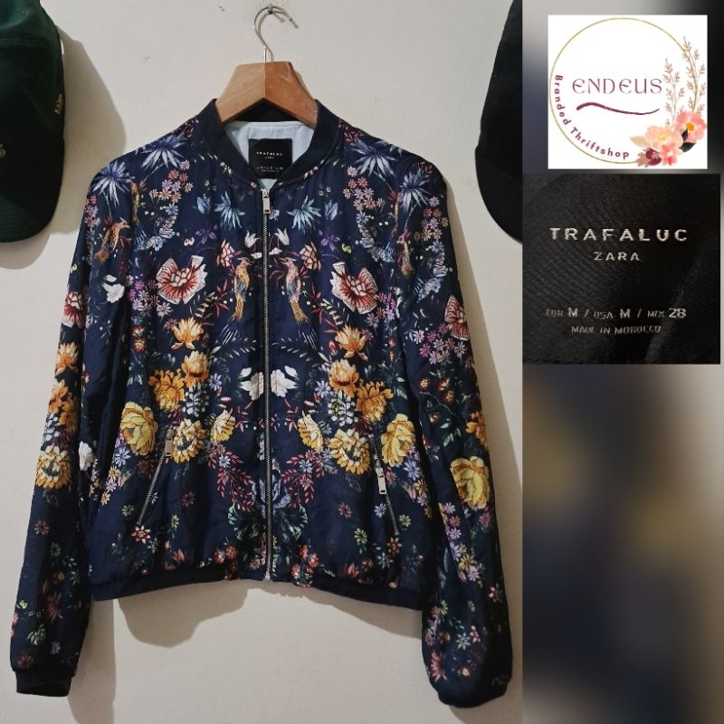 JAKET BOMBER CEWEK ZARA SIZE M MOTIF BUNGA
