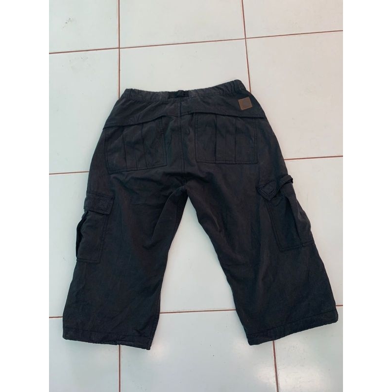 Celana Pendek Carhartt