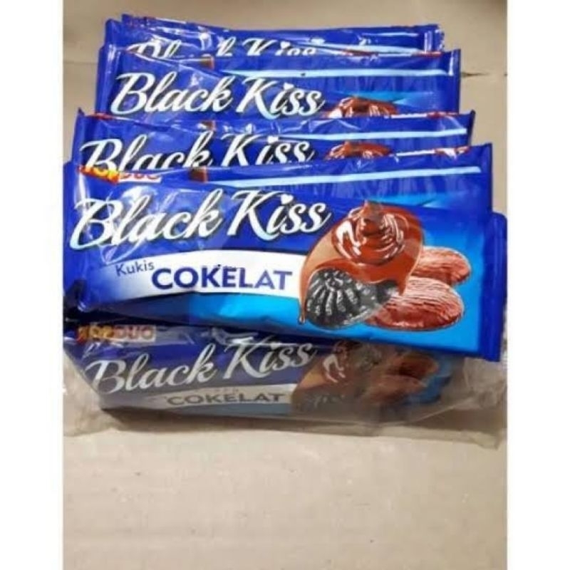

Blackkiss Biskuit Salut Coklat Isi 20 Pcs | Black Kiss Kukis Cokelat
