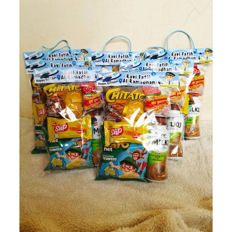 

satu pack jajanan ulang tahun