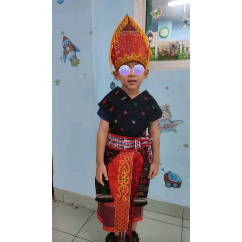 Baju Adat Ulos Batak Anak Laki Laki Ulos Sadum