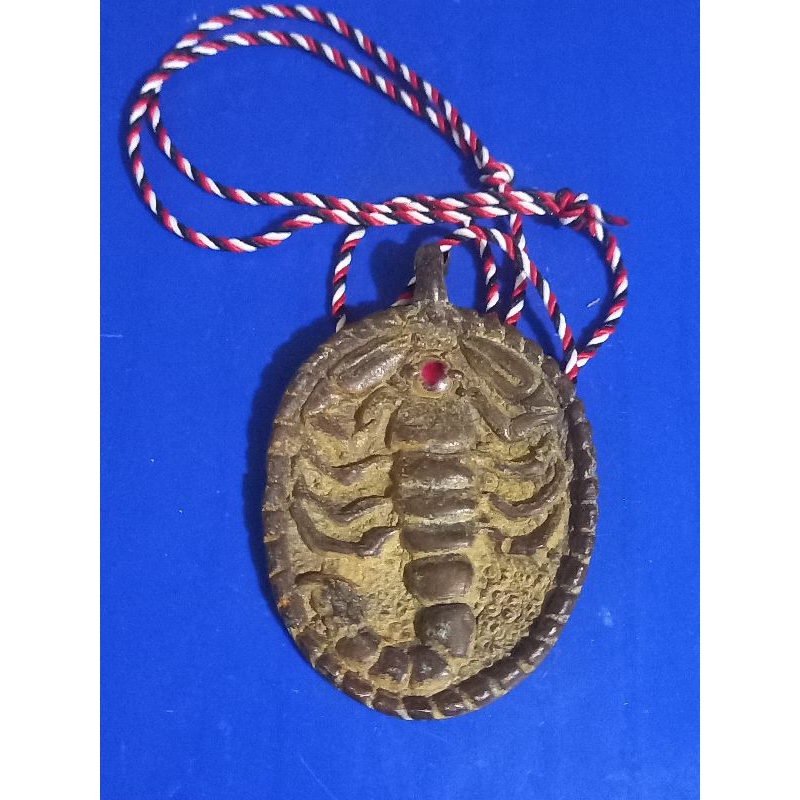 Liontin Antik Kalajengking Scorpio Bermustika Perunggu Majapahit