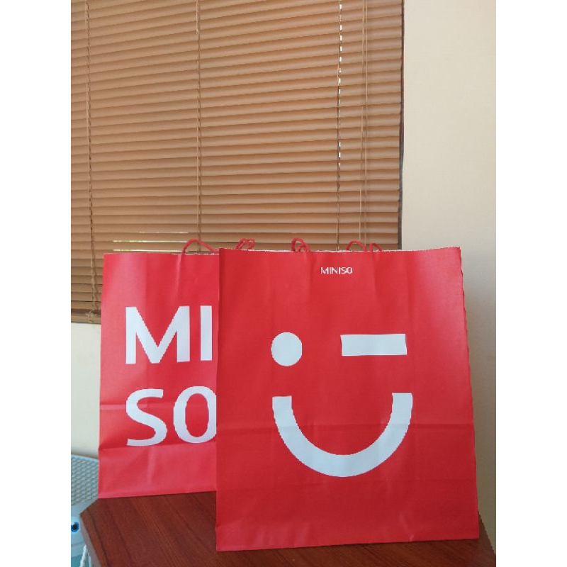 

Paperbag miniso new