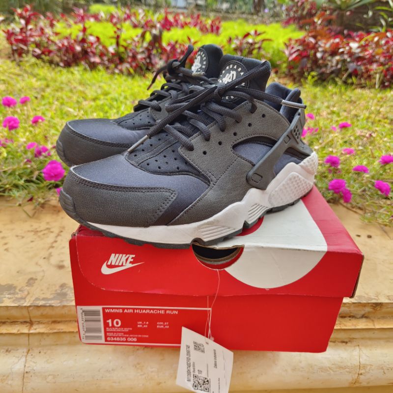 NIKE AIR HUARACHE WOMEN (PRELOVED ORIGINAL)