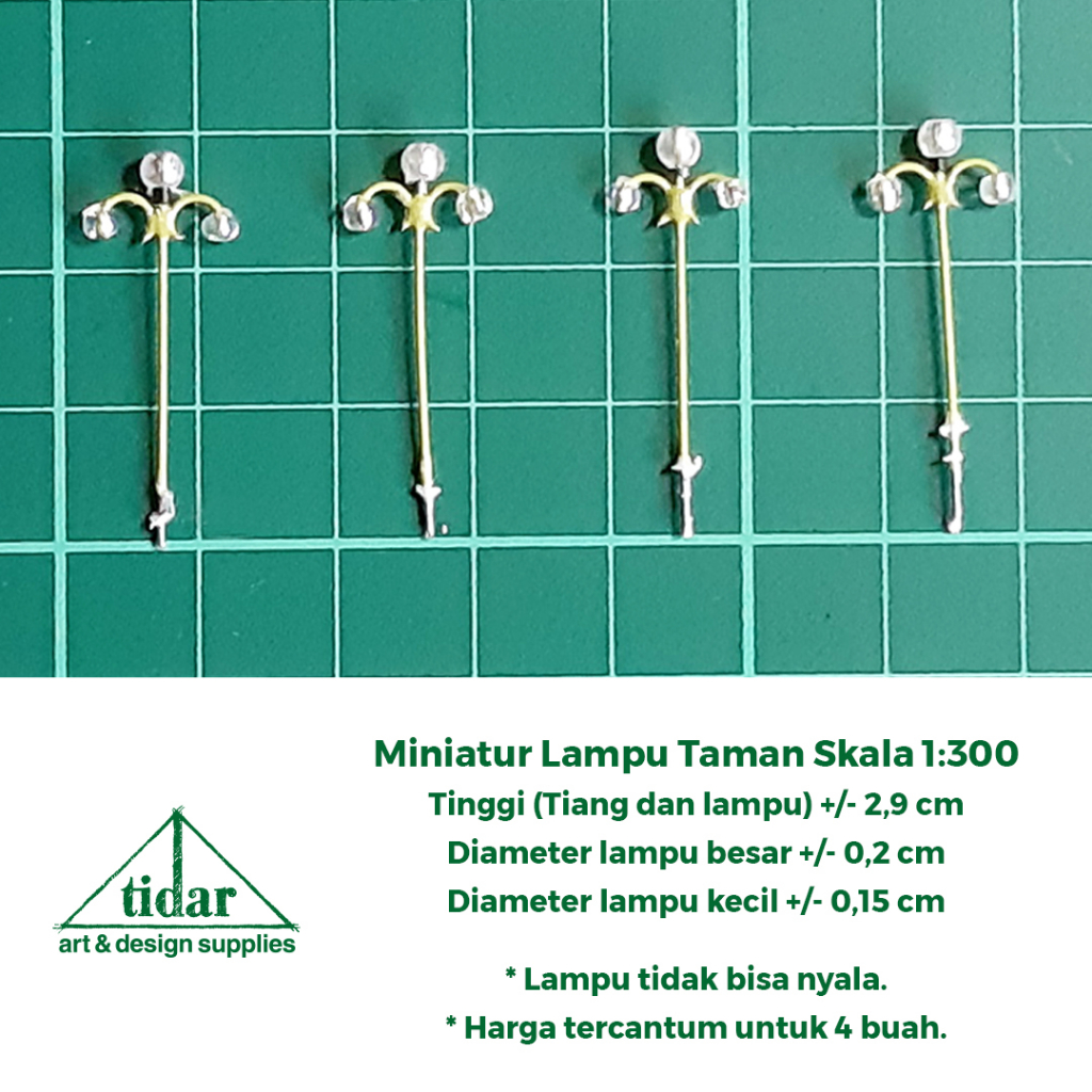 

[MR] HR - Miniatur Lampu Taman 3 Mata Skala 1:300 - Maket Lampu Hias