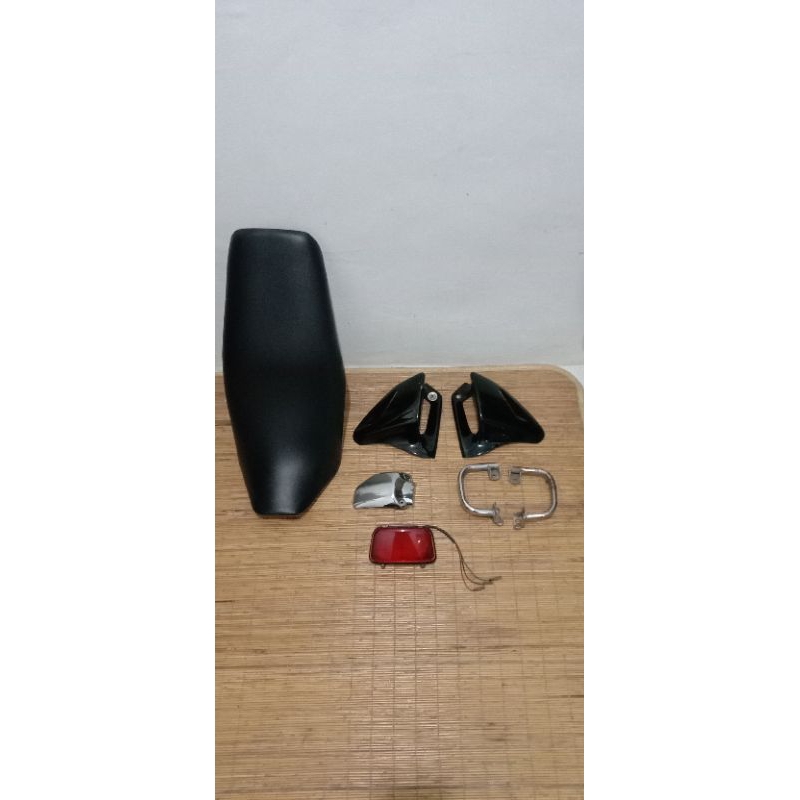 kupingan Tiger lawas / shroud tangki