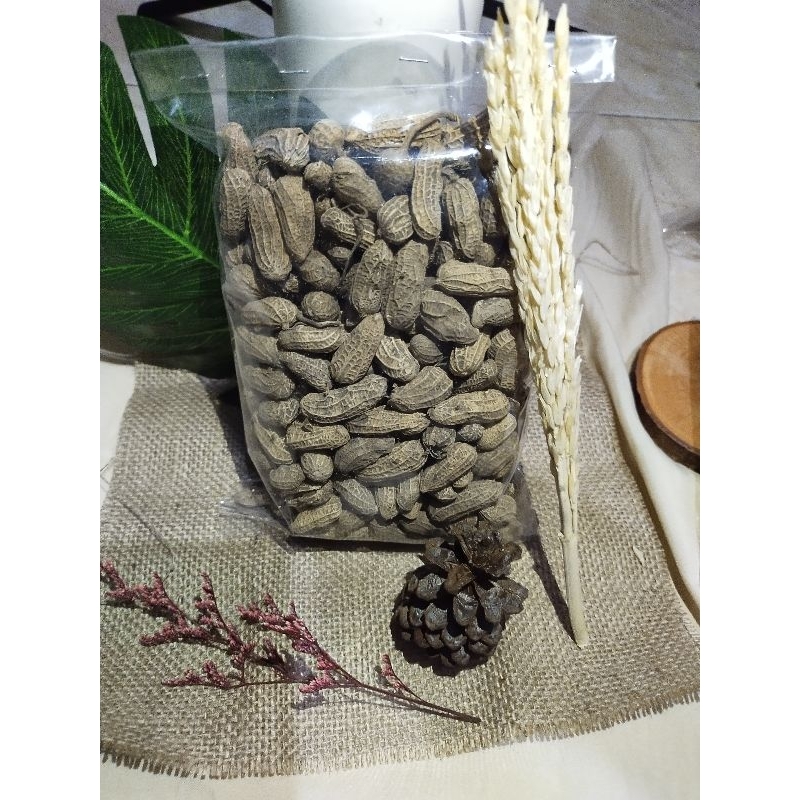 

250 gram | Kacang sangrai | Aneka Cemilan