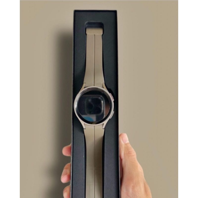 Second Samsung Galaxy Watch 5 Pro