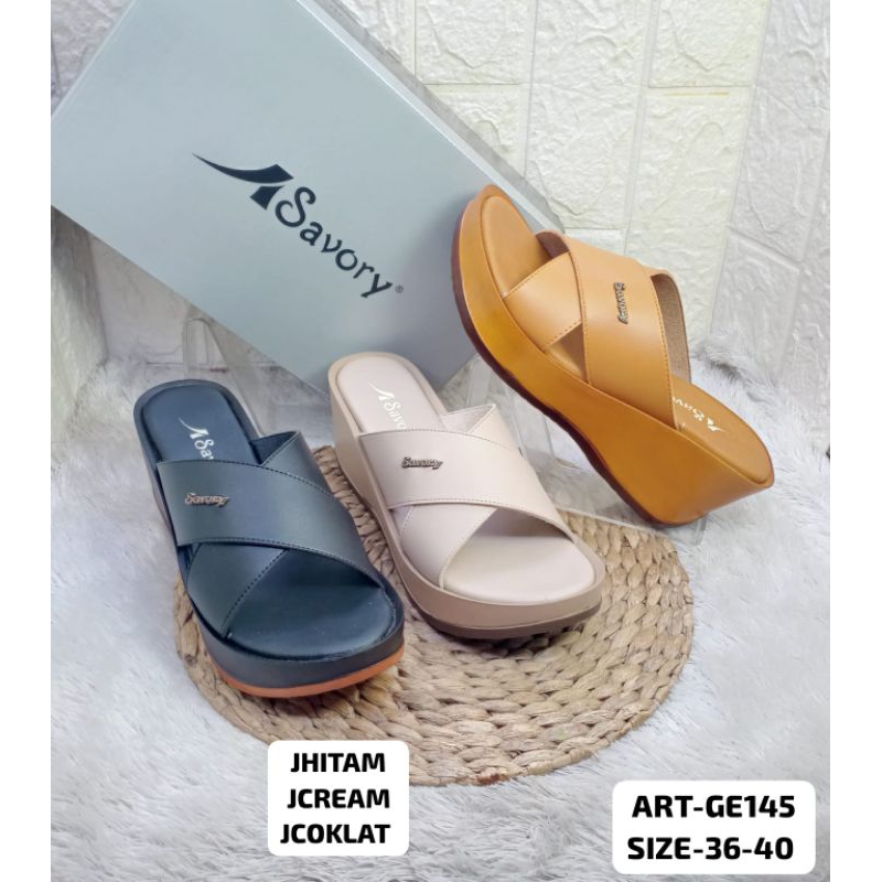 SANDAL WEDGES WANITA SAVORY GE-142