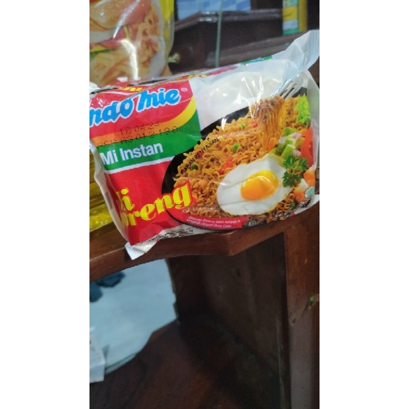 

indomie goreng dapat 5pcs