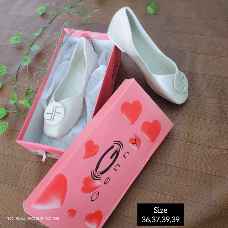 sepatu genny