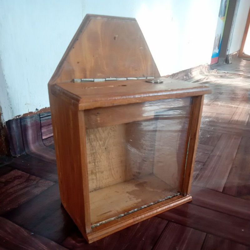 kotak kayu kotak amal gantung