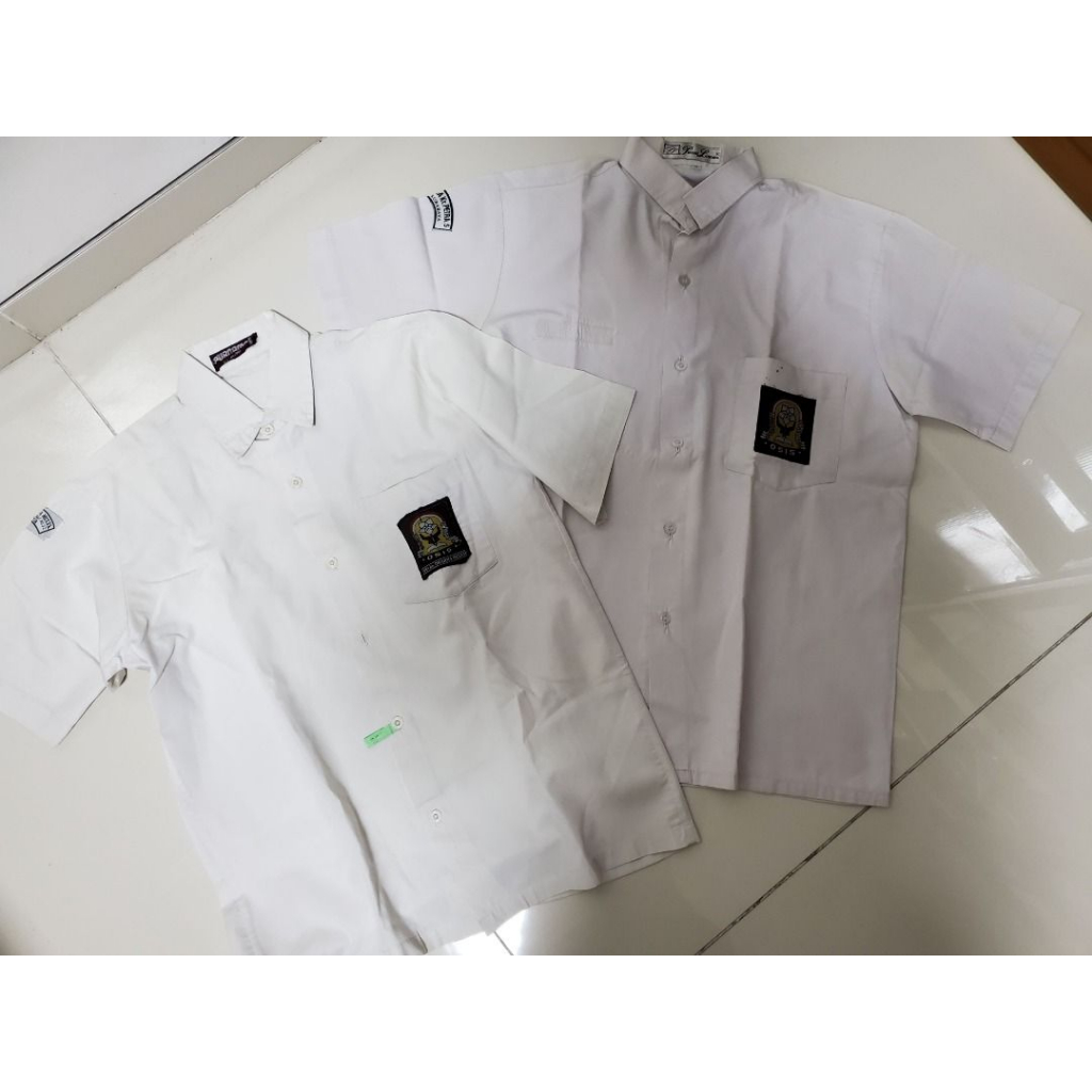 Seragam Putih SMA Swasta Bekas Layak Pakai
