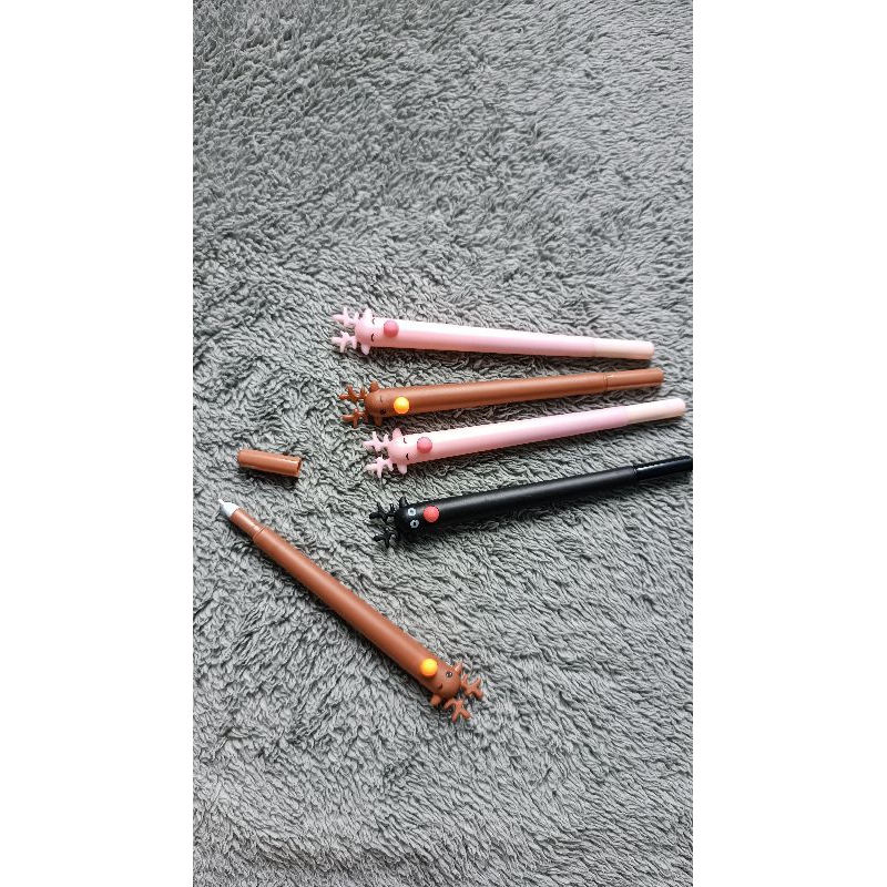 

pen gel karakter rusa