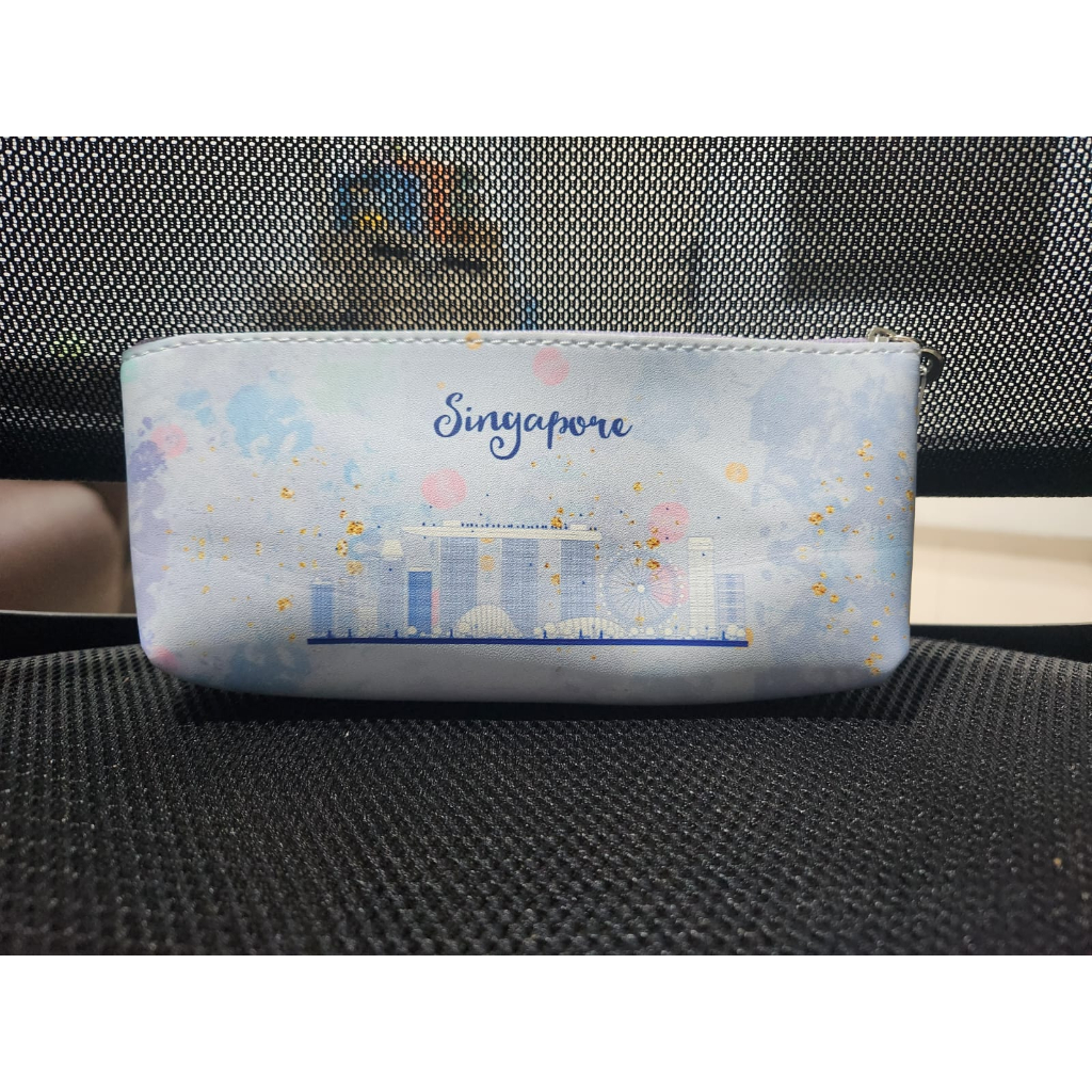 

Tempat pensil&pulpen