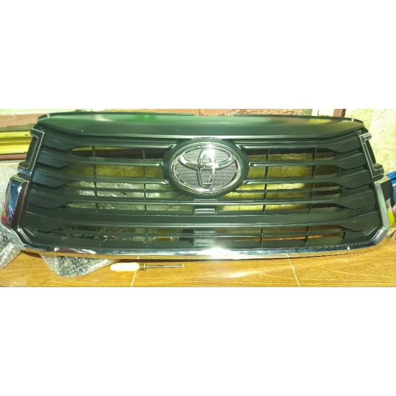 Grill Innova Reborn Facelift Full Black