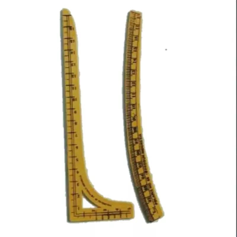 penggaris pola kecil