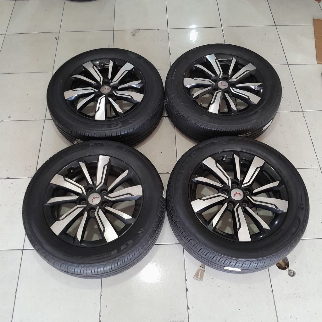 Velg Mobil Wuling Almaz Ring 17 Velg Copotan Mobil Wuling Almaz R17 Ban 215 60 R17 Gt