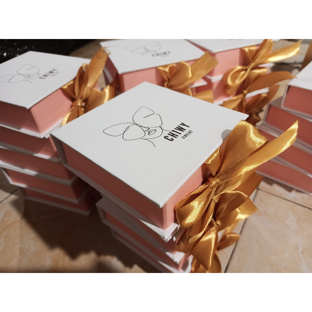

Gift BOX 20x20x2 cm || Kotak Kado accesories custom design Giftbox || hampers || Kotak Perhiasan || Hijam || Parfum